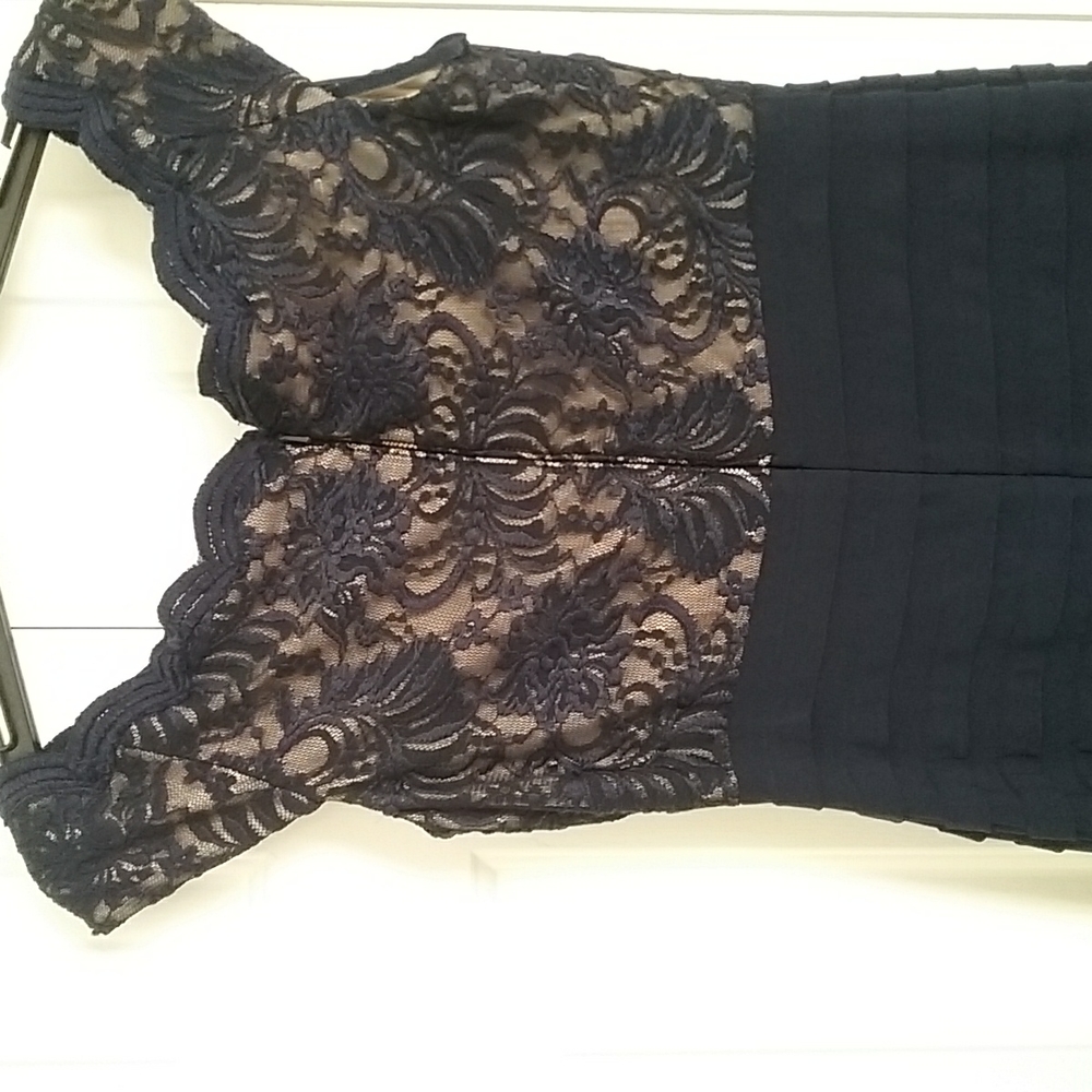 XSCAPE off the shoulder lace top dress - Picture 4 of 5